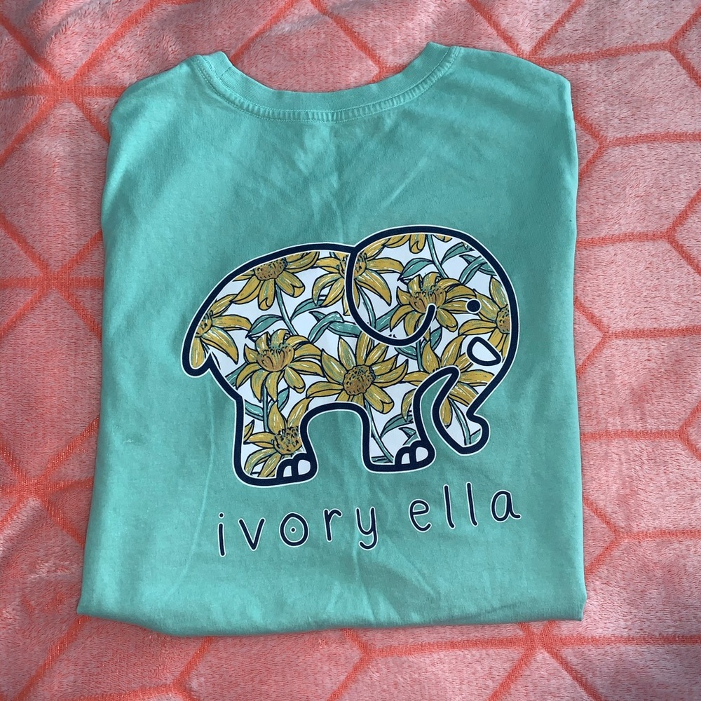 Brand New (never worn!) Ivory Ella Tee